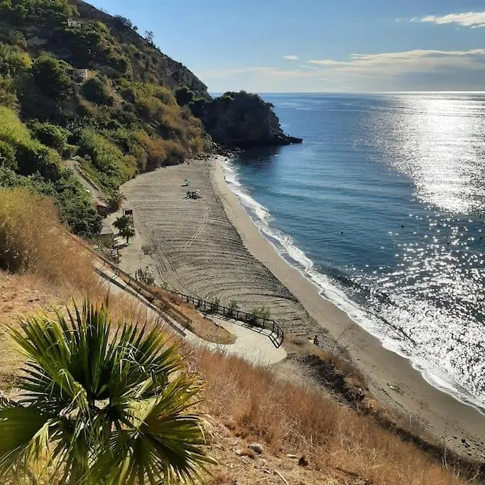 Modern Apartment, Walking Distance Of The Sea Nerja Apartment
