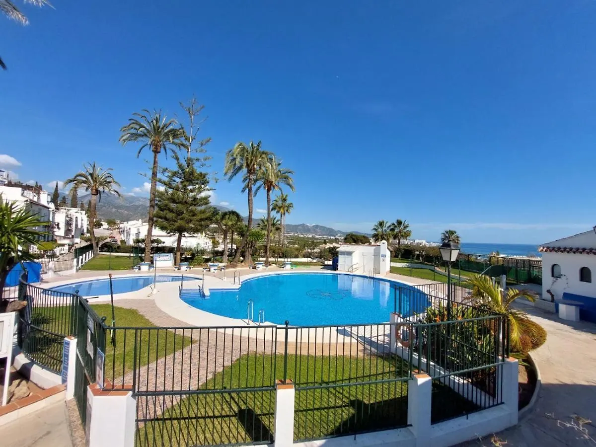 Apartment Modern Apartment, Walking Distance Of The Sea Nerja